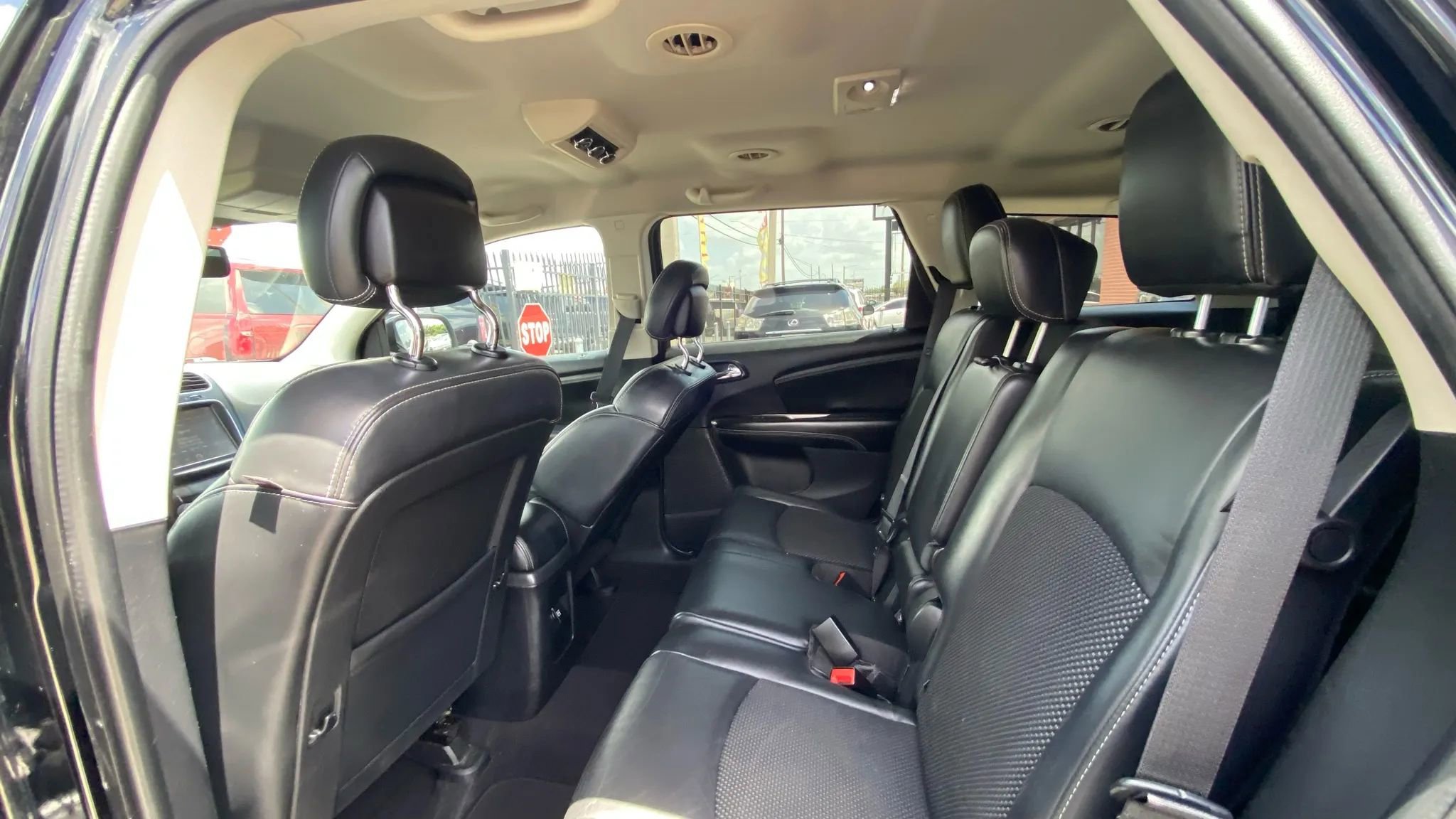 Used 2014 Dodge Journey Crossroad w/ Flexible Seating Group image 17