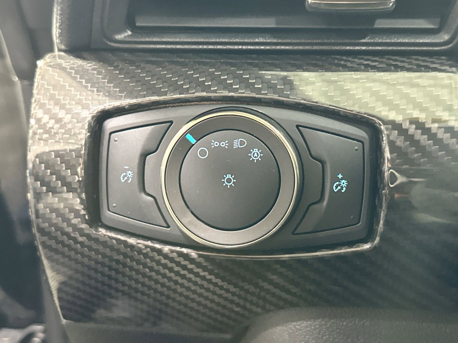 Used 2022 Ford Mustang Shelby GT500 w/ Technology Package image 18