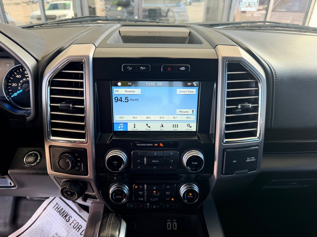 Used 2016 Ford F150 Platinum w/ Equipment Group 701A Luxury image 14