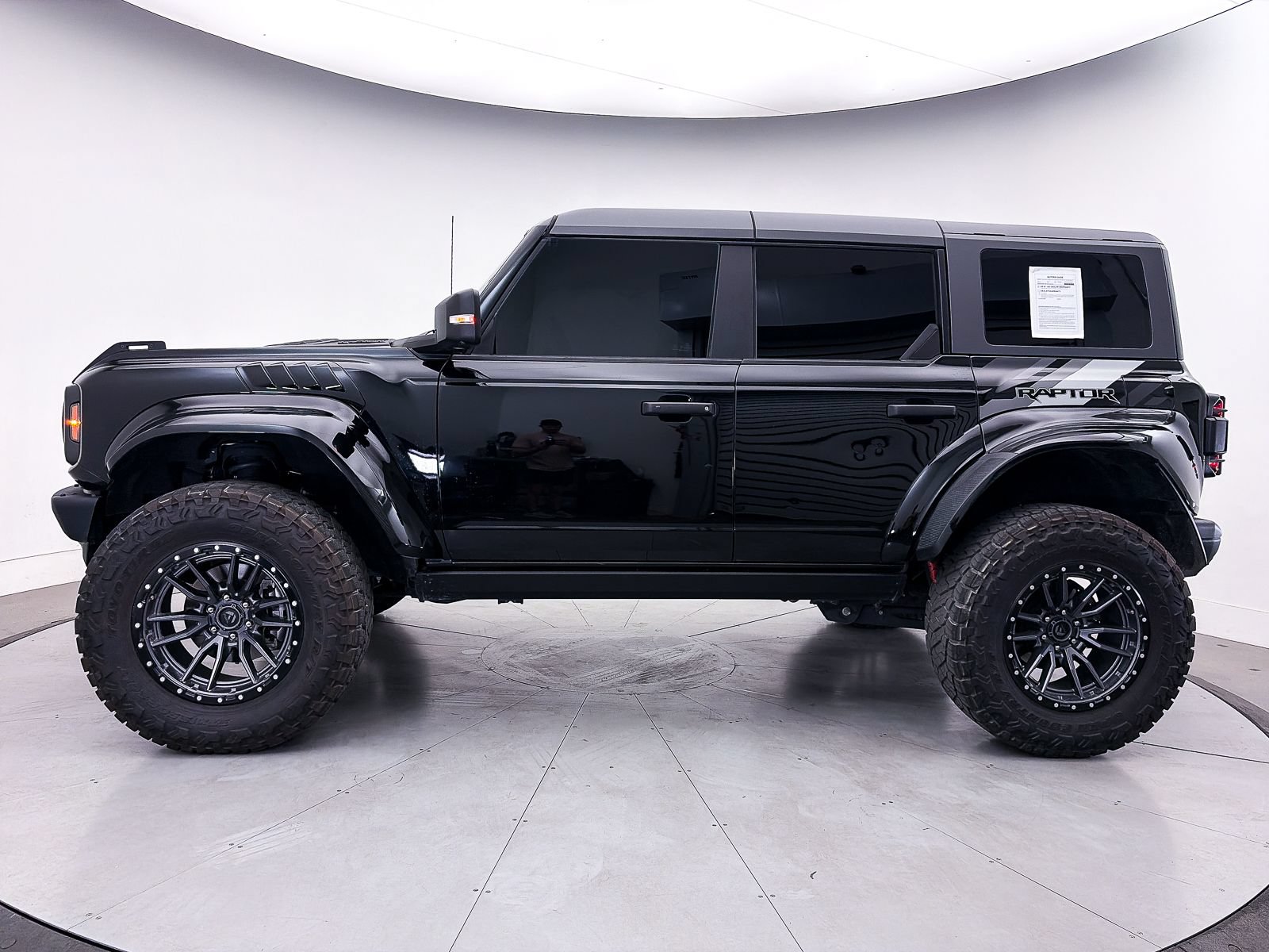 Used 2024 Ford Bronco Raptor w/ Interior Carbon Fiber Pack 6 AWD/4WD image 46