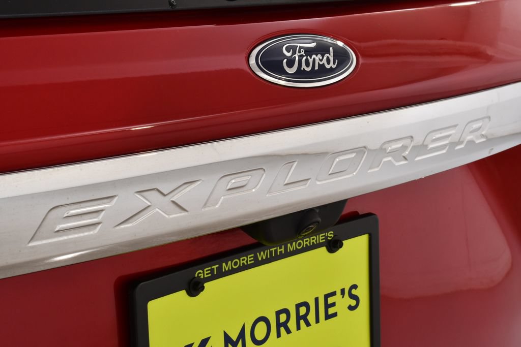 Used 2024 Ford Explorer XLT w/ Equipment Group 202A AWD/4WD image 24