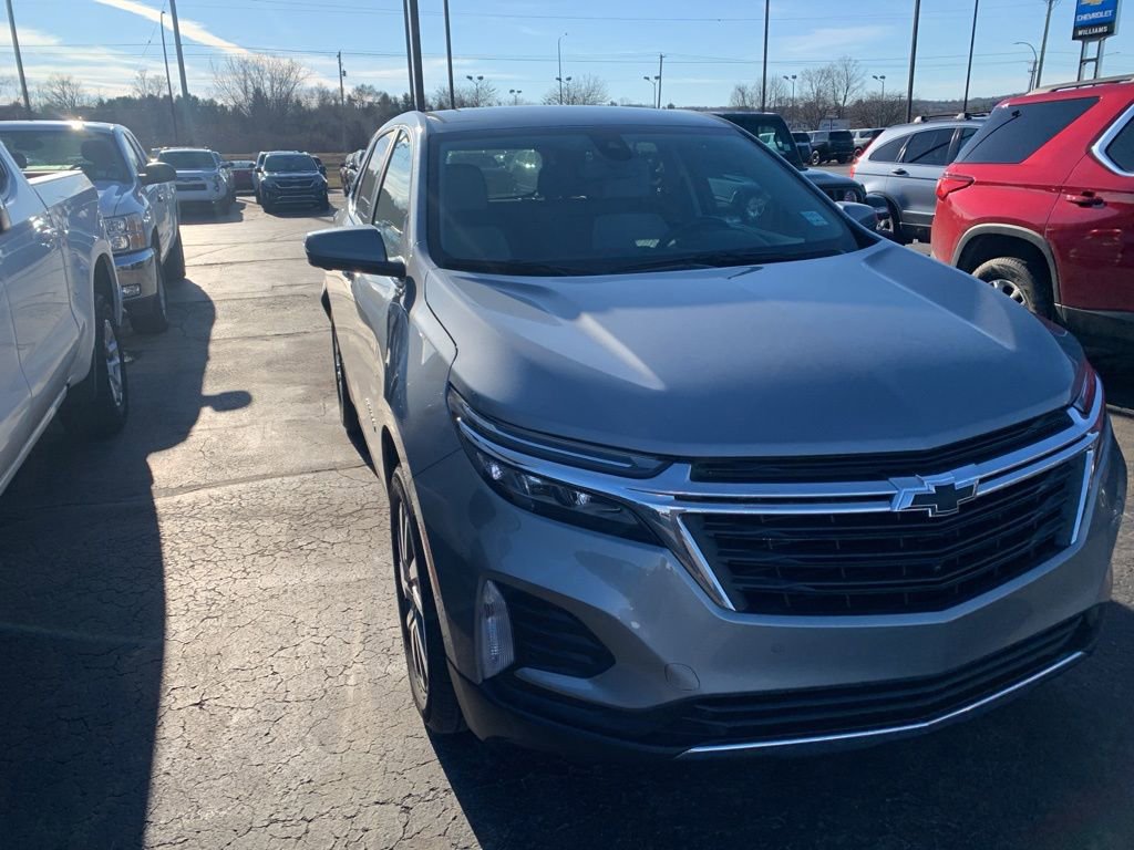 Used 2024 Chevrolet Equinox LT image 4