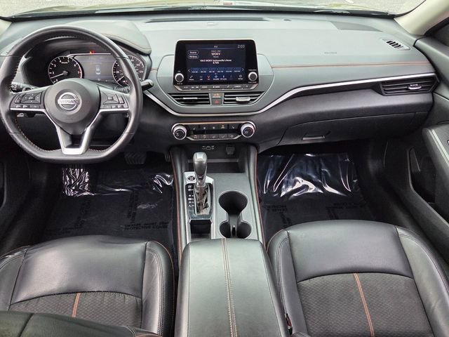 Used 2022 Nissan Altima 2.5 SR w/ Midnight Edition Package FWD image 12