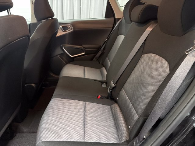 Certified 2023 Kia Soul LX FWD image 25