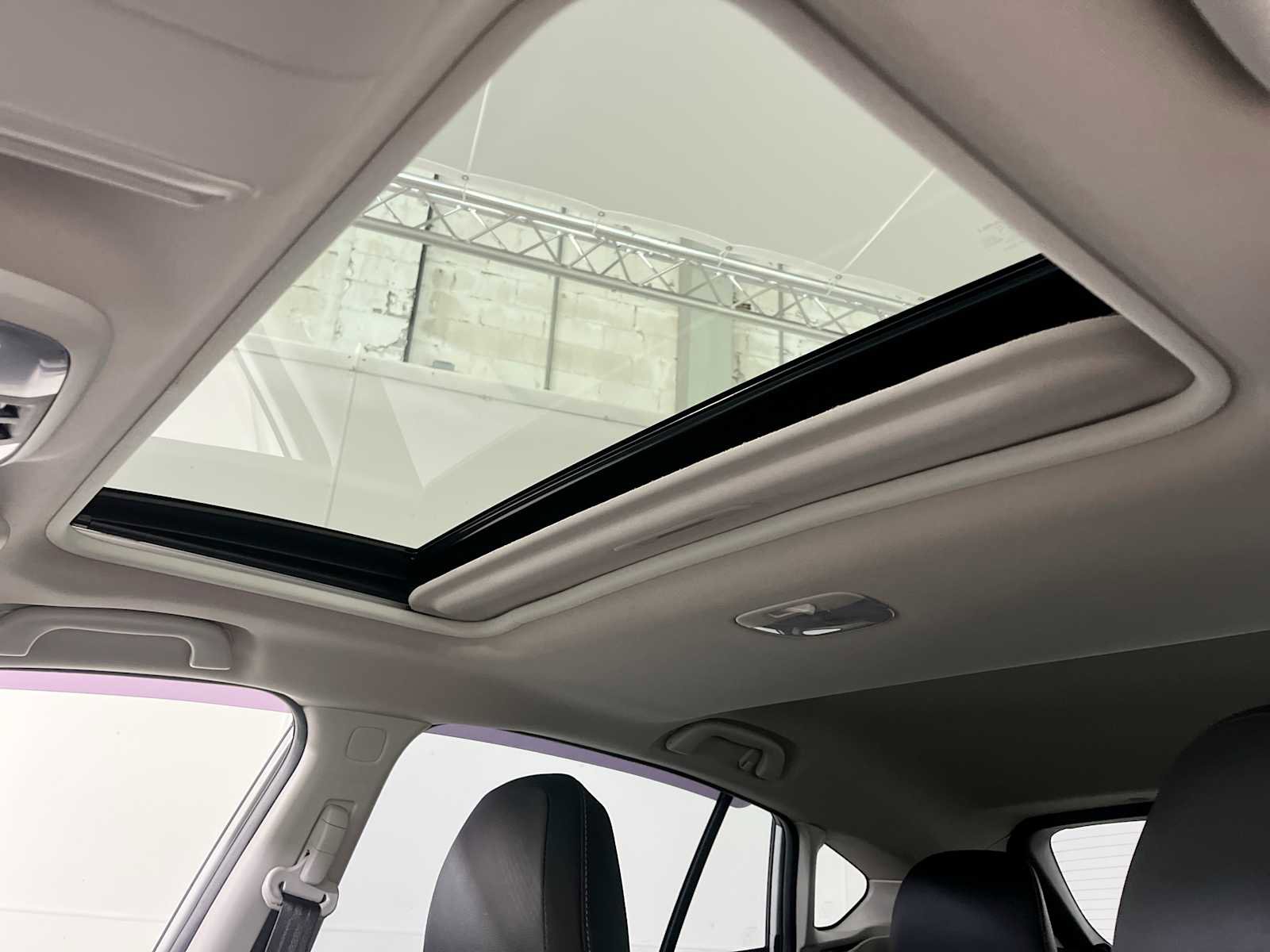 Used 2023 Subaru Crosstrek 2.5i Limited AWD/4WD image 16