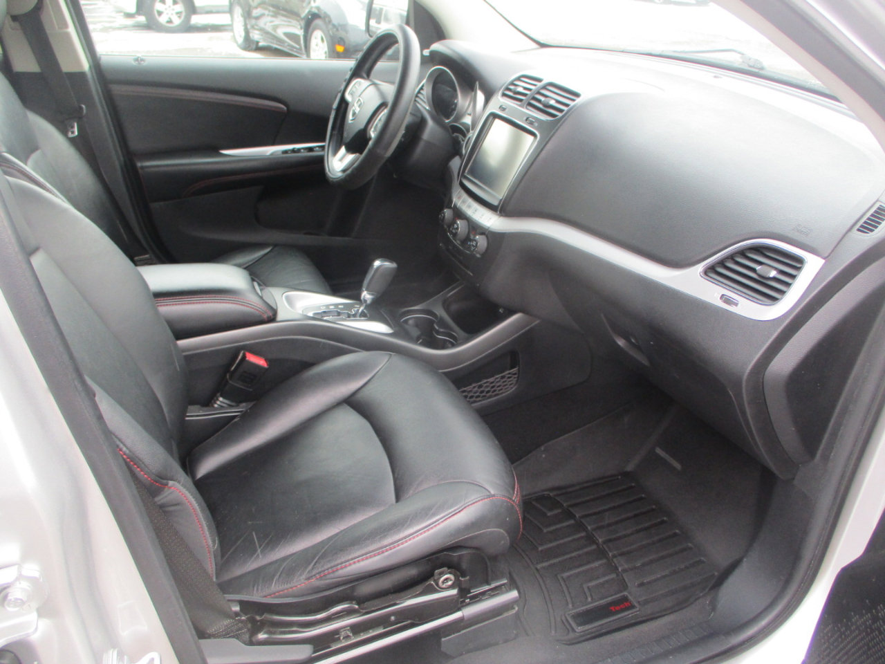 Used 2012 Dodge Journey R/T w/ Navigation & Sound Group I image 7