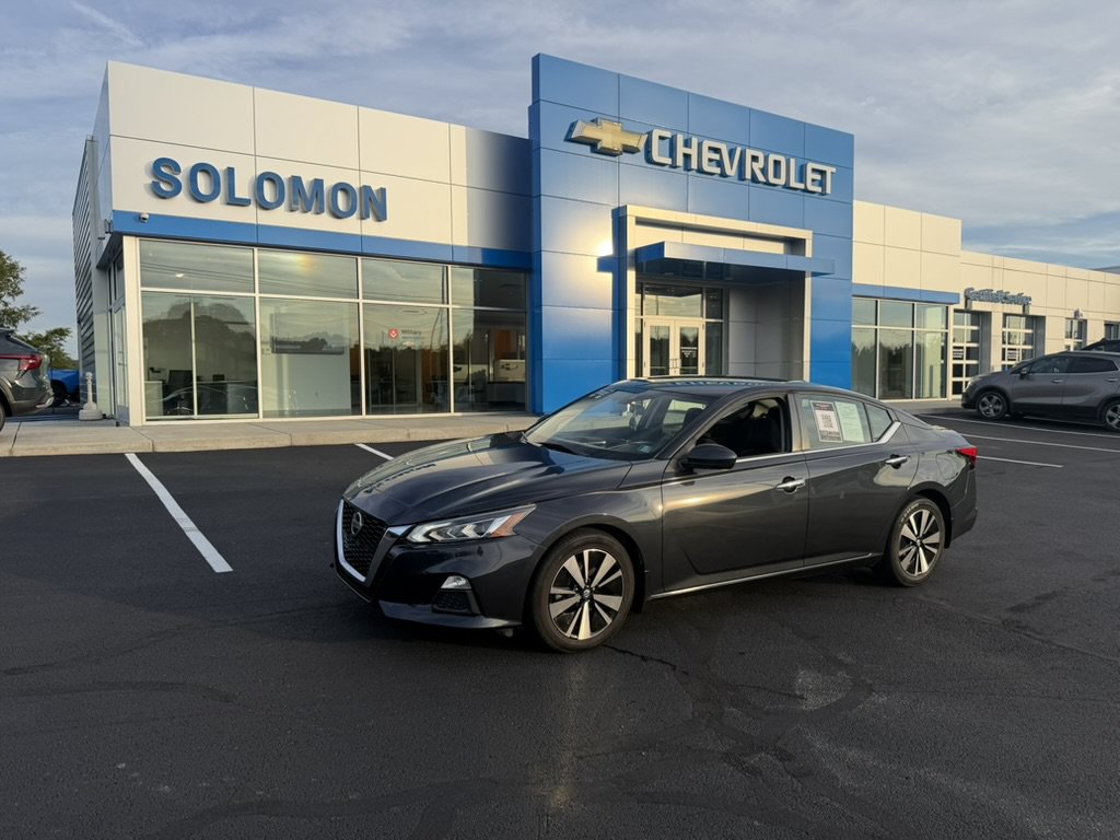 Used 2022 Nissan Altima 2.5 SV