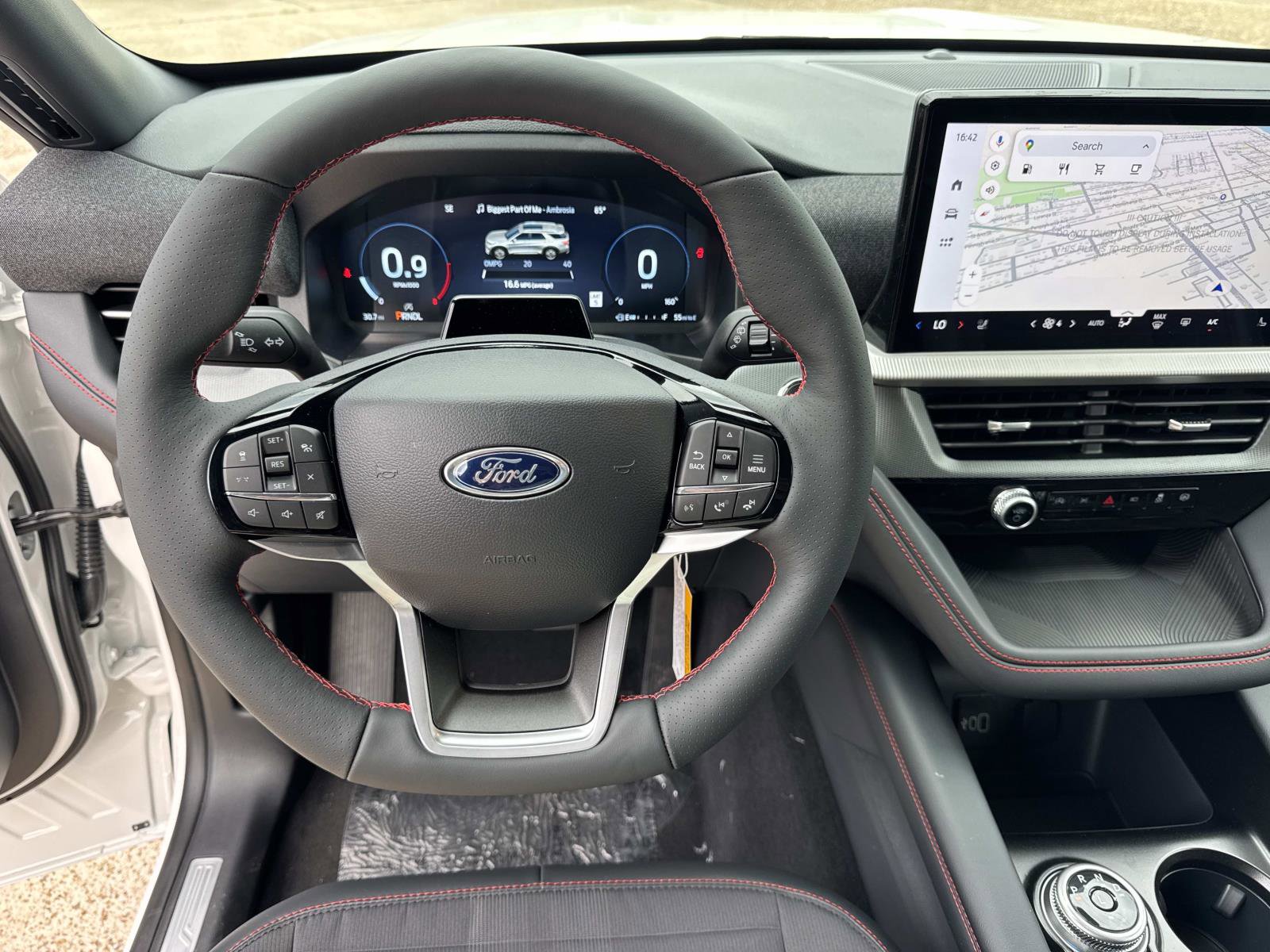 New 2026 Ford Explorer ST-Line w/ ST-Line Street Pack AWD/4WD image 10