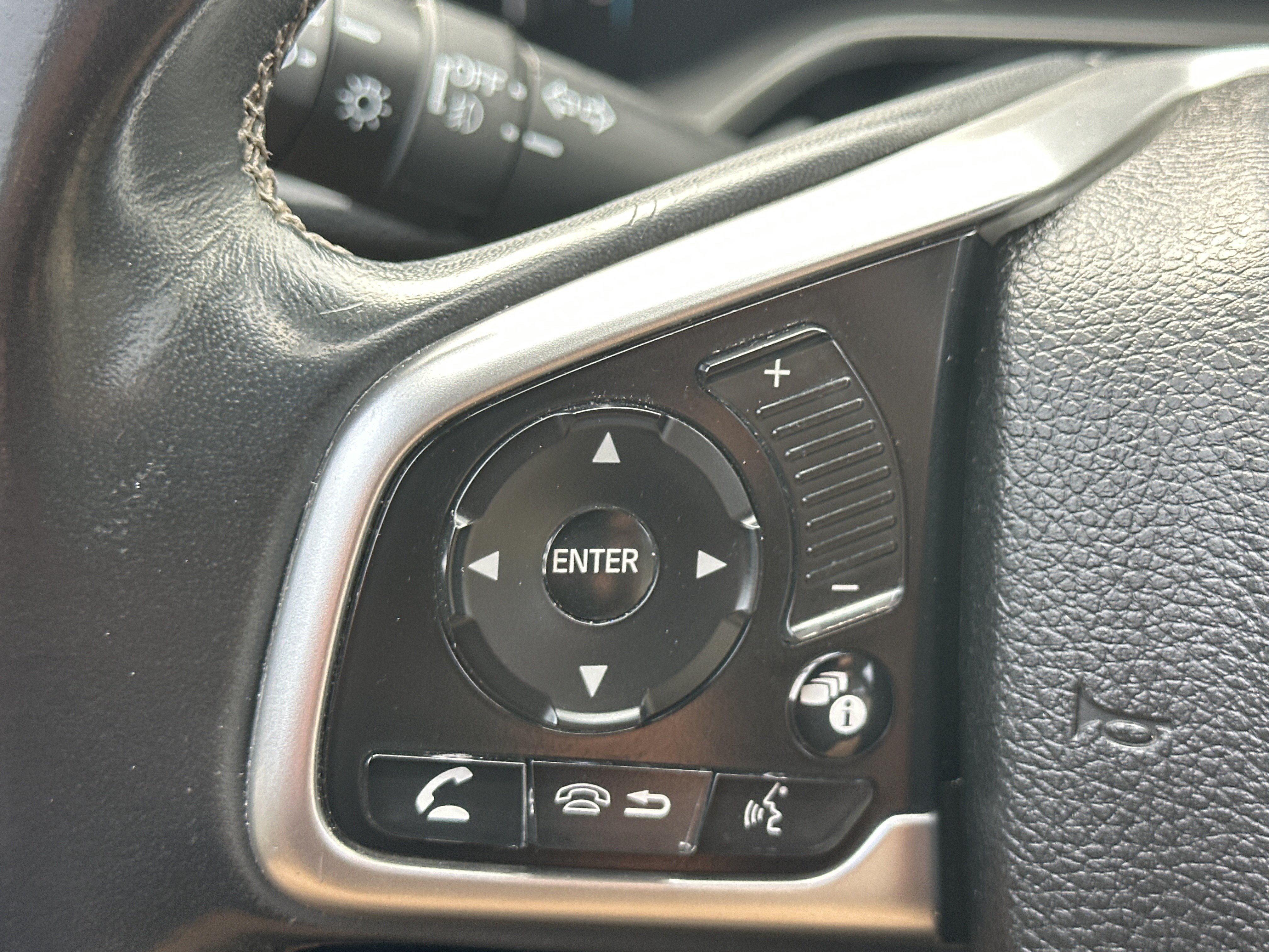 Used 2016 Honda Civic Touring image 28