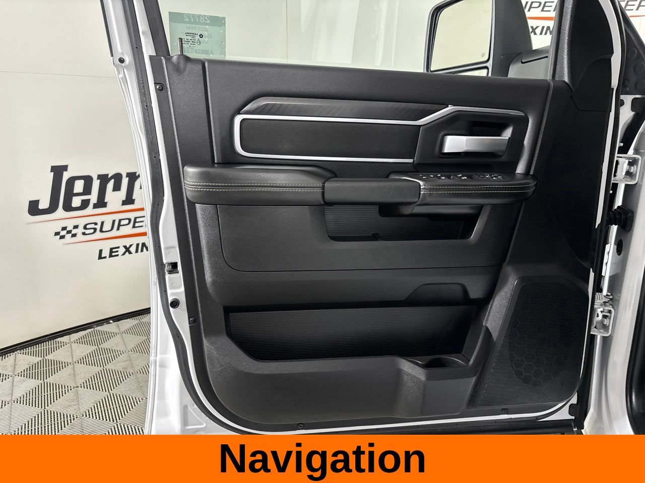 Used 2025 RAM 2500 Big Horn AWD/4WD image 8