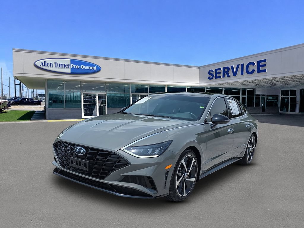 Certified 2022 Hyundai Sonata SEL Plus w/ Cargo Package FWD image 4