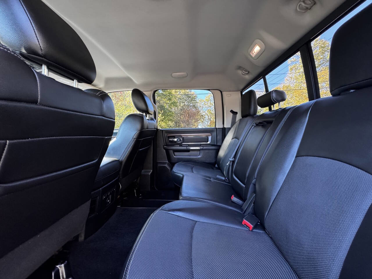 Used 2014 RAM 1500 Laramie w/ Convenience Group image 13