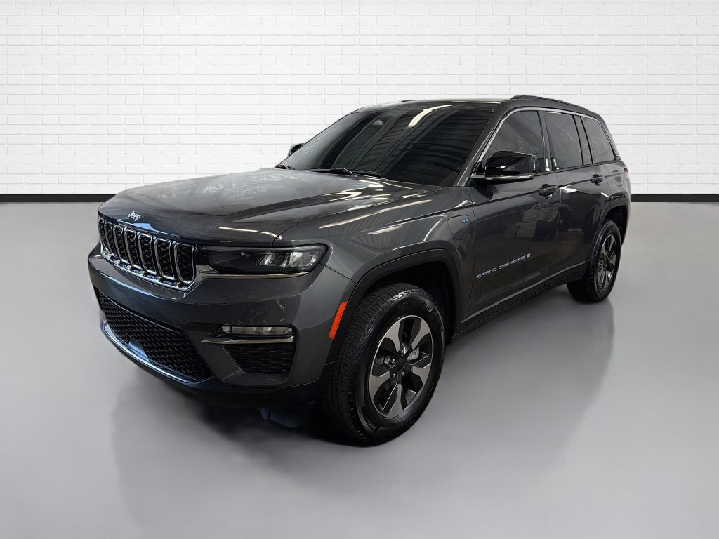 Used 2025 Jeep Grand Cherokee Limited 4xe AWD/4WD image 5