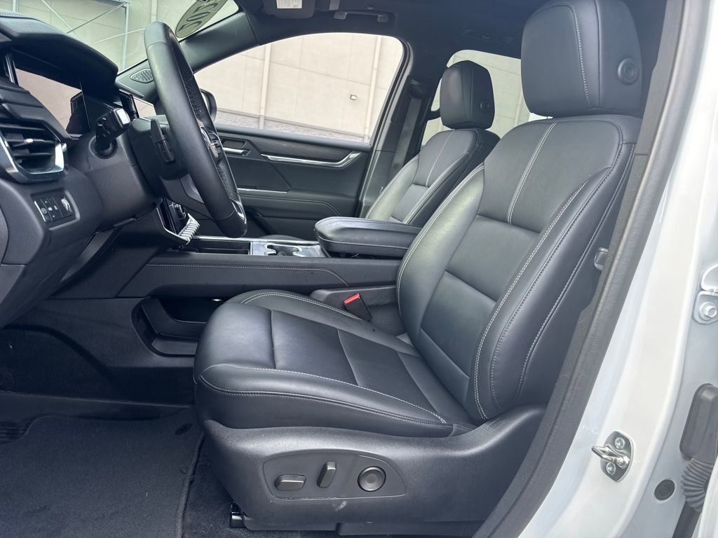 Used 2024 GMC Acadia Elevation w/ LPO, Floor Liner Package image 18