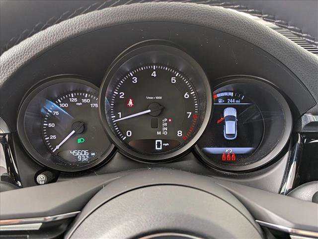 Certified 2022 Porsche Macan image 16