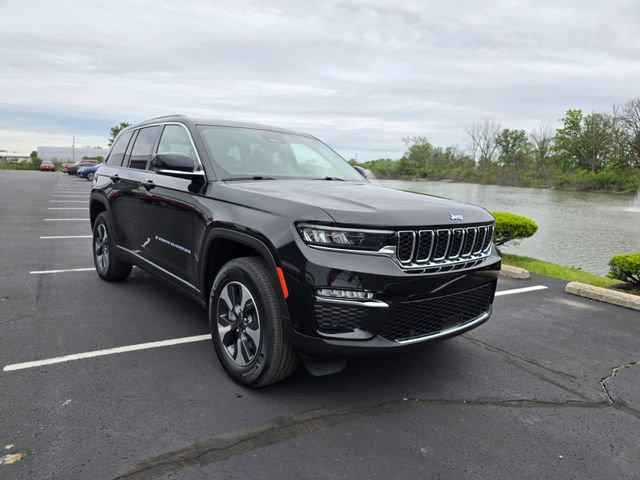 Used 2022 Jeep Grand Cherokee Limited 4xe w/ Luxury Tech Group II AWD/4WD image 70