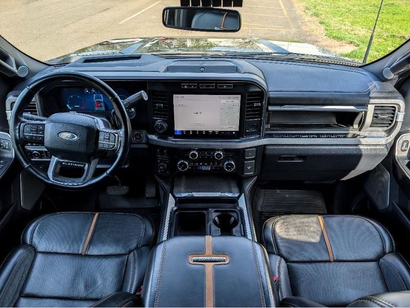 Used 2024 Ford F350 Platinum image 24
