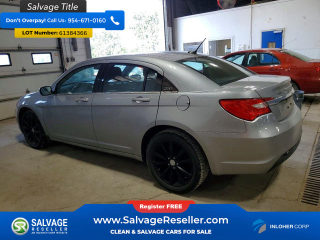 Used 2014 Chrysler 200 Limited w/ 200 S V6 Premium Group FWD image 3