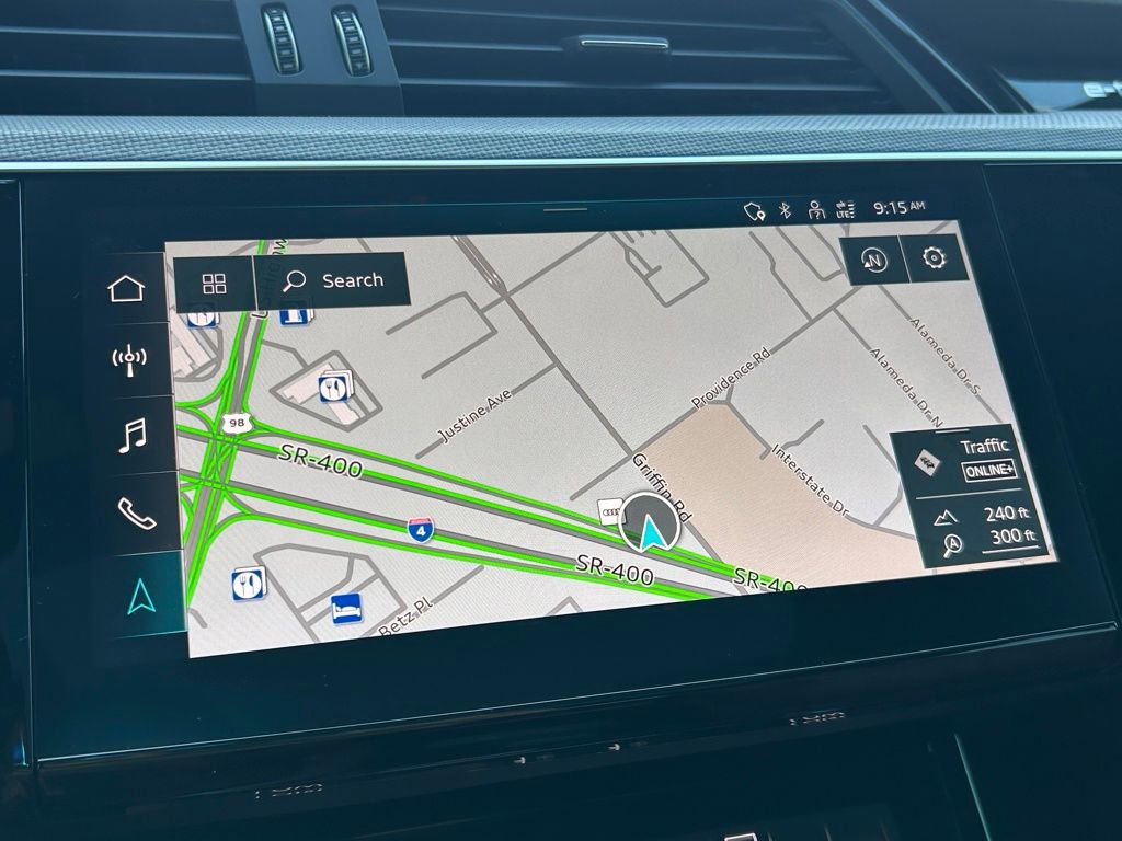 Used 2023 Audi e-tron S Premium Plus w/ Black Optic Package image 23