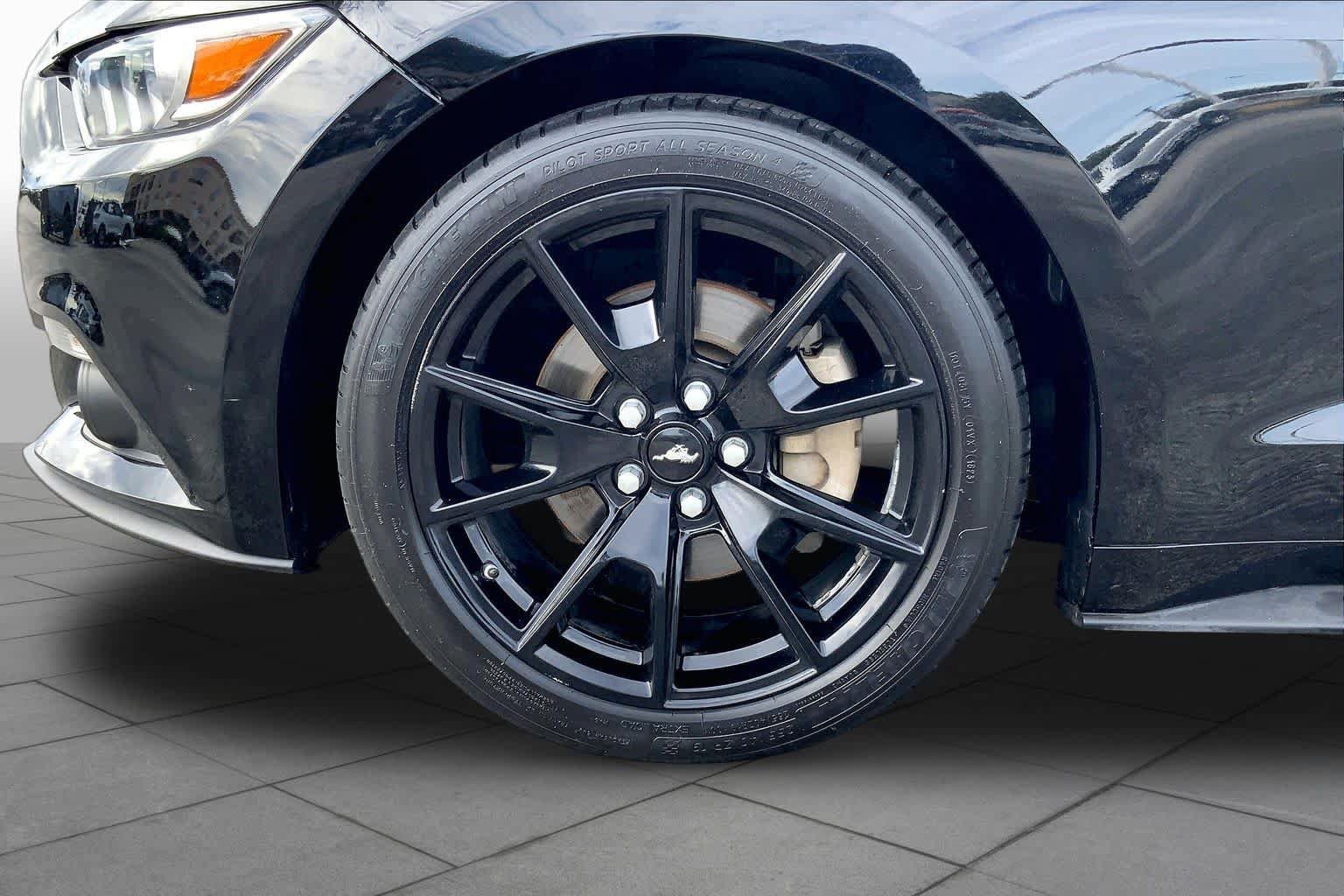 Used 2015 Ford Mustang Premium w/ Equipment Group 201A RWD image 9