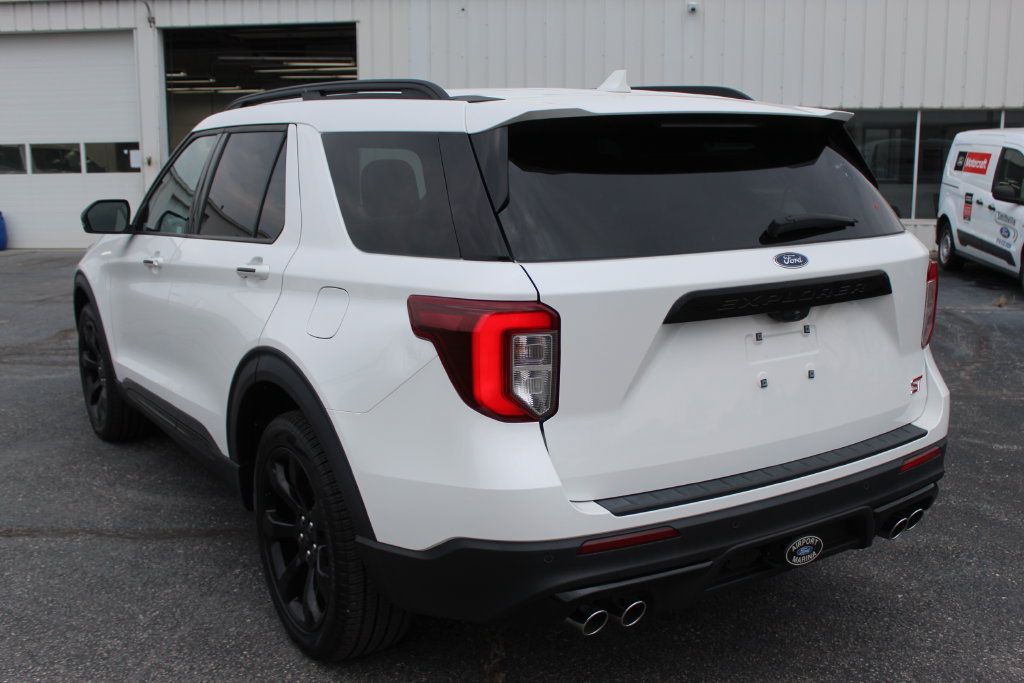 Used 2024 Ford Explorer ST w/ Equipment Group 401A AWD/4WD image 4