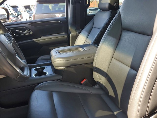 Used 2023 Chevrolet Suburban Z71 image 24