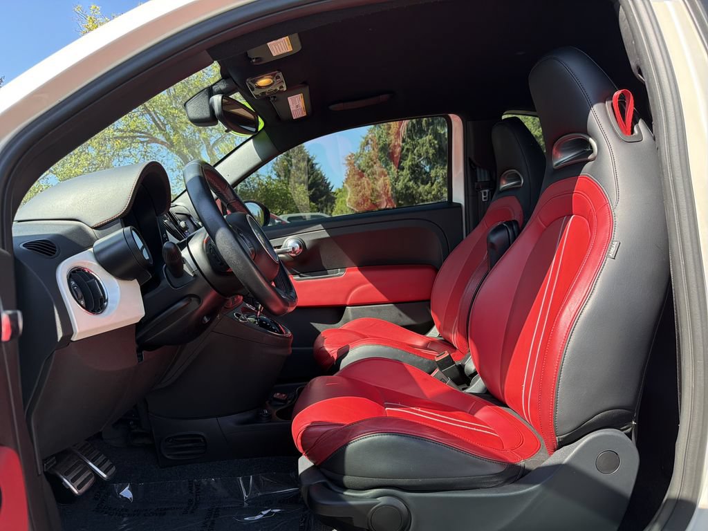 Used 2019 FIAT 500 Abarth w/ Popular Equipment Package FWD image 10