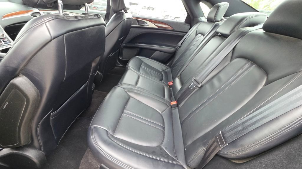 Used 2019 Lincoln MKZ Reserve w/ Reserve Plus Package image 13