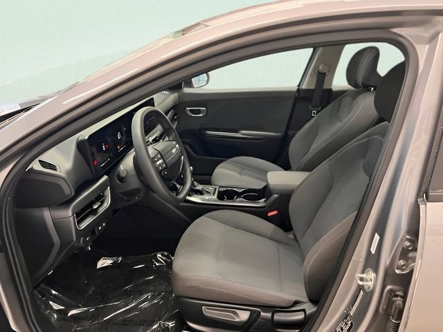 Used 2025 Kia K4 FWD image 27