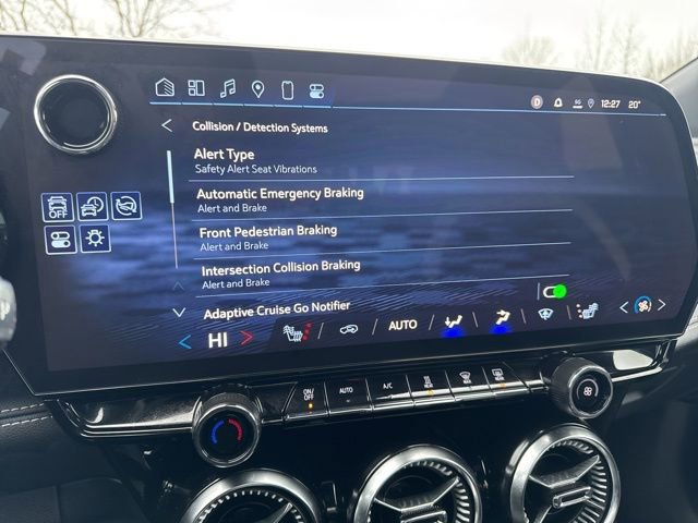 Used 2025 Chevrolet Blazer EV LT image 28