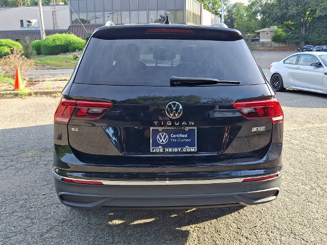 Certified 2023 Volkswagen Tiguan SE FWD image 9