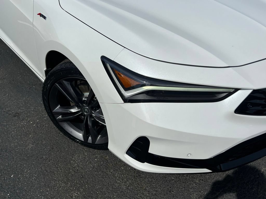 Used 2023 Acura Integra A-Spec FWD image 2