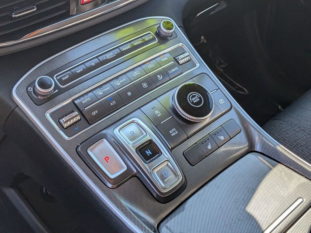 Certified 2023 Hyundai Santa Fe SEL image 24