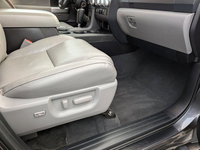 Used 2019 Toyota Sequoia SR5 w/ Premium Package image 16