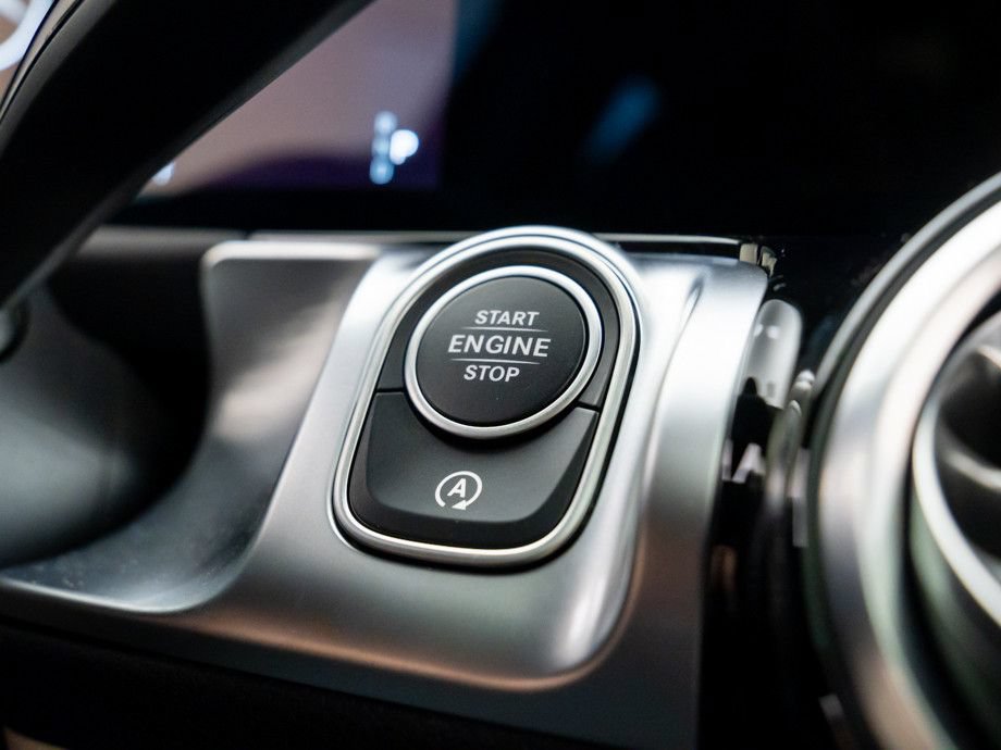 New 2026 Mercedes-Benz GLB 250 4MATIC image 24