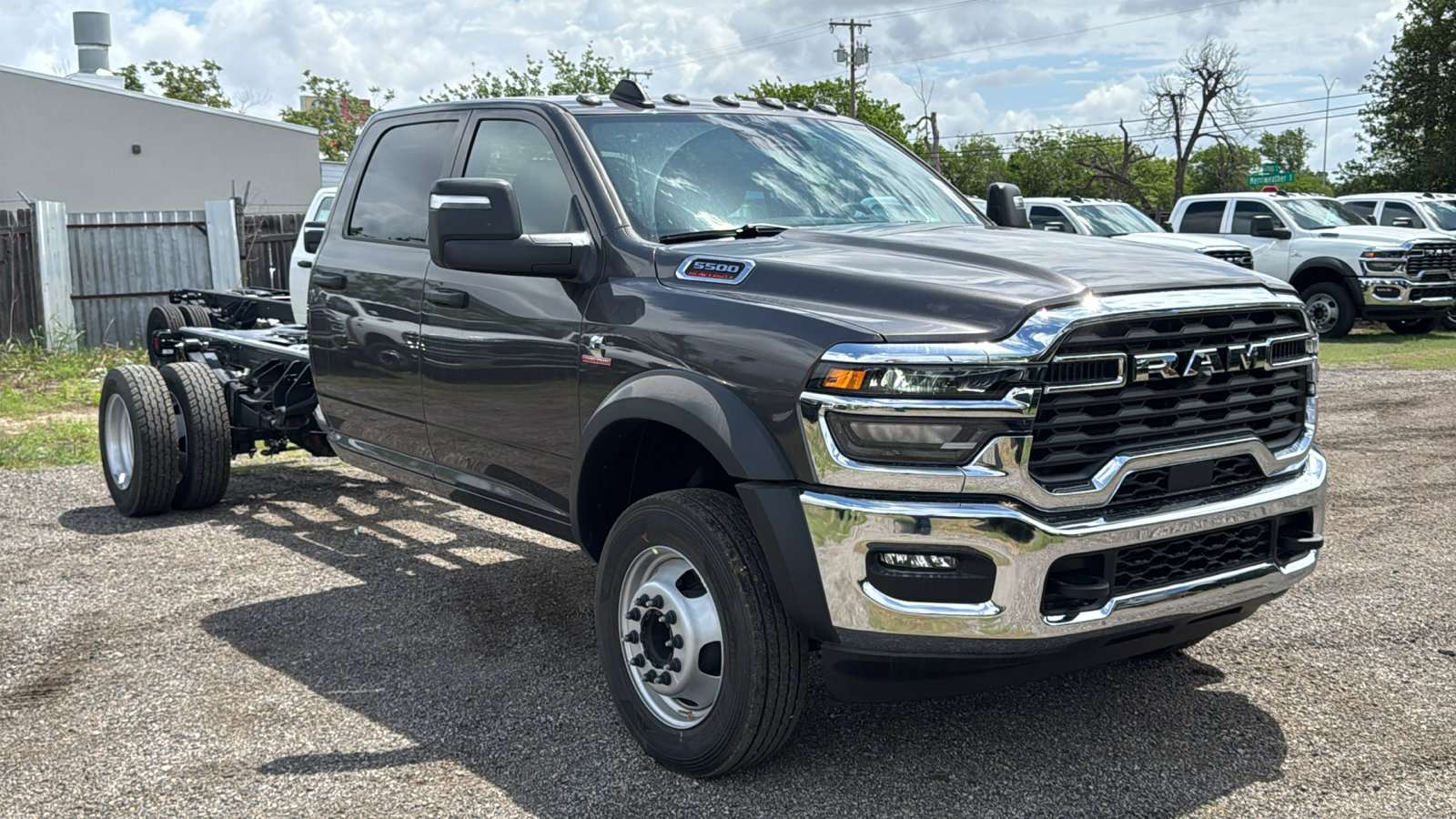 New 2026 RAM 5500 Tradesman w/ Chrome Appearance Group AWD/4WD image 3