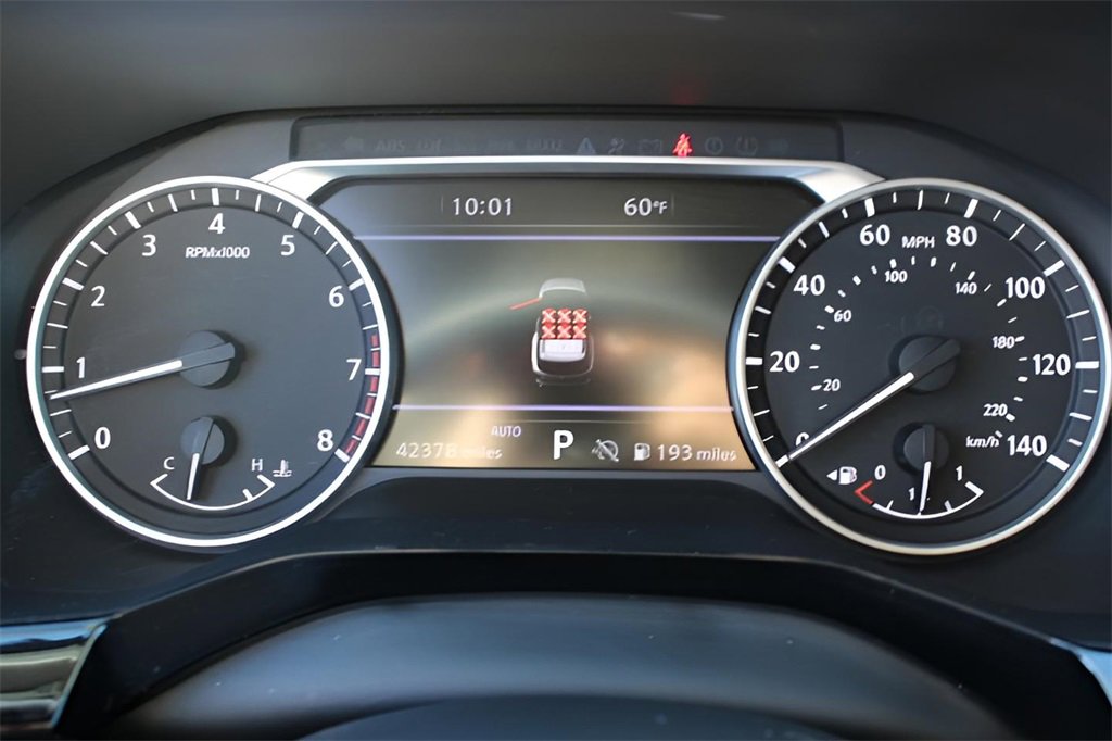 Used 2022 Nissan Pathfinder SL w/ SL Black Package image 11