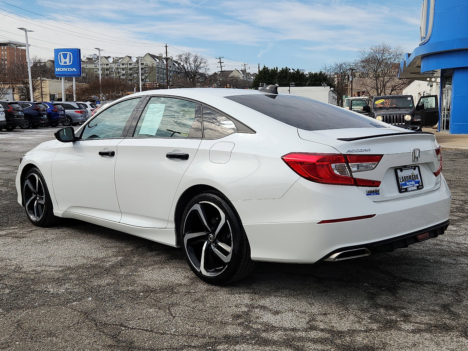 Used 2022 Honda Accord Sport image 6