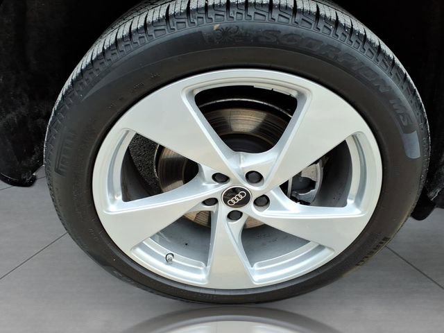 Used 2025 Audi Q5 Premium w/ Premium Plus AWD/4WD image 7