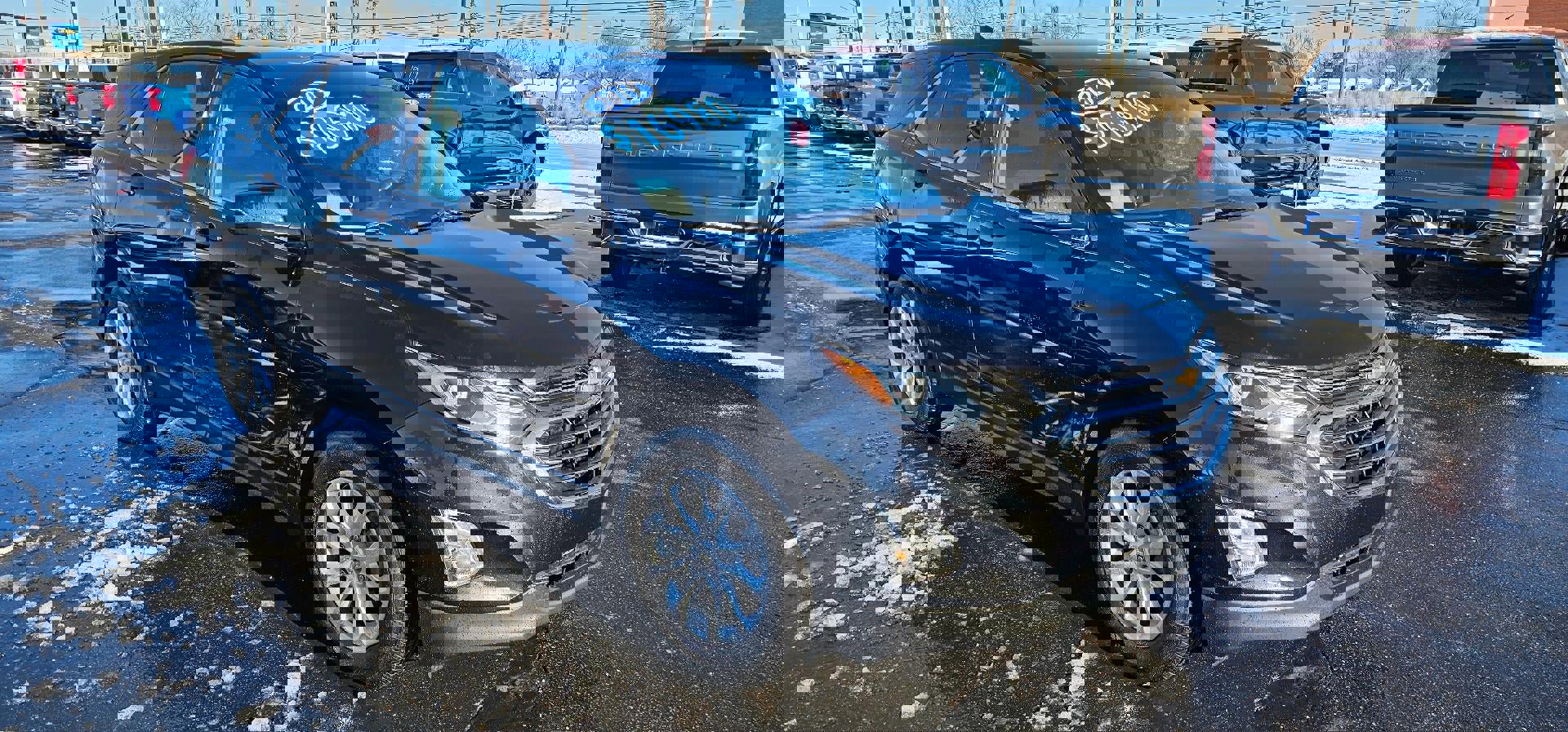 Used 2019 Chevrolet Equinox LT image 1