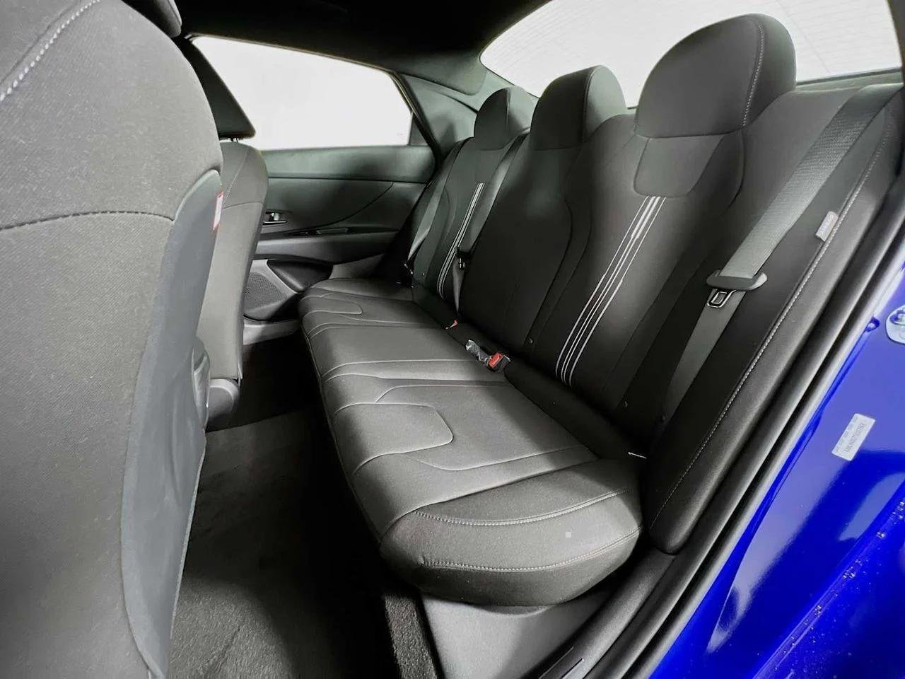 New 2026 Hyundai Elantra Sport FWD image 14