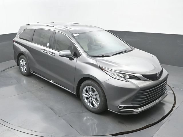New 2026 Toyota Sienna Limited FWD image 28