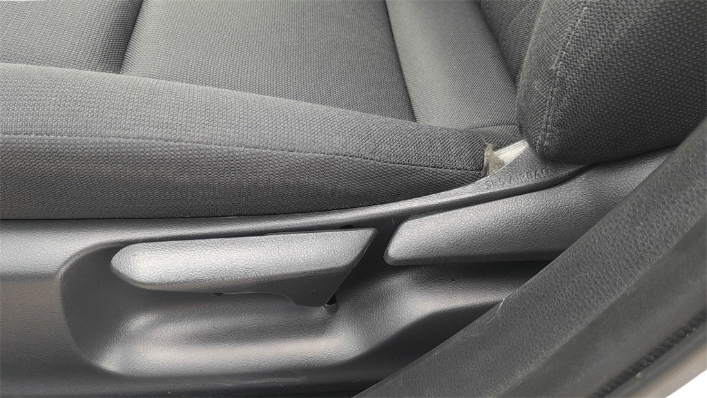 Used 2023 Toyota Corolla LE image 18