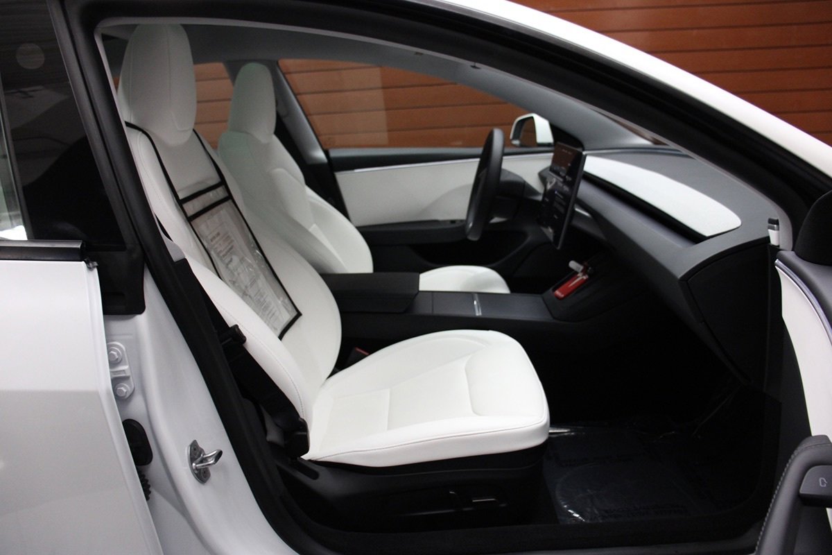 Used 2024 Tesla Model 3 Long Range RWD image 18