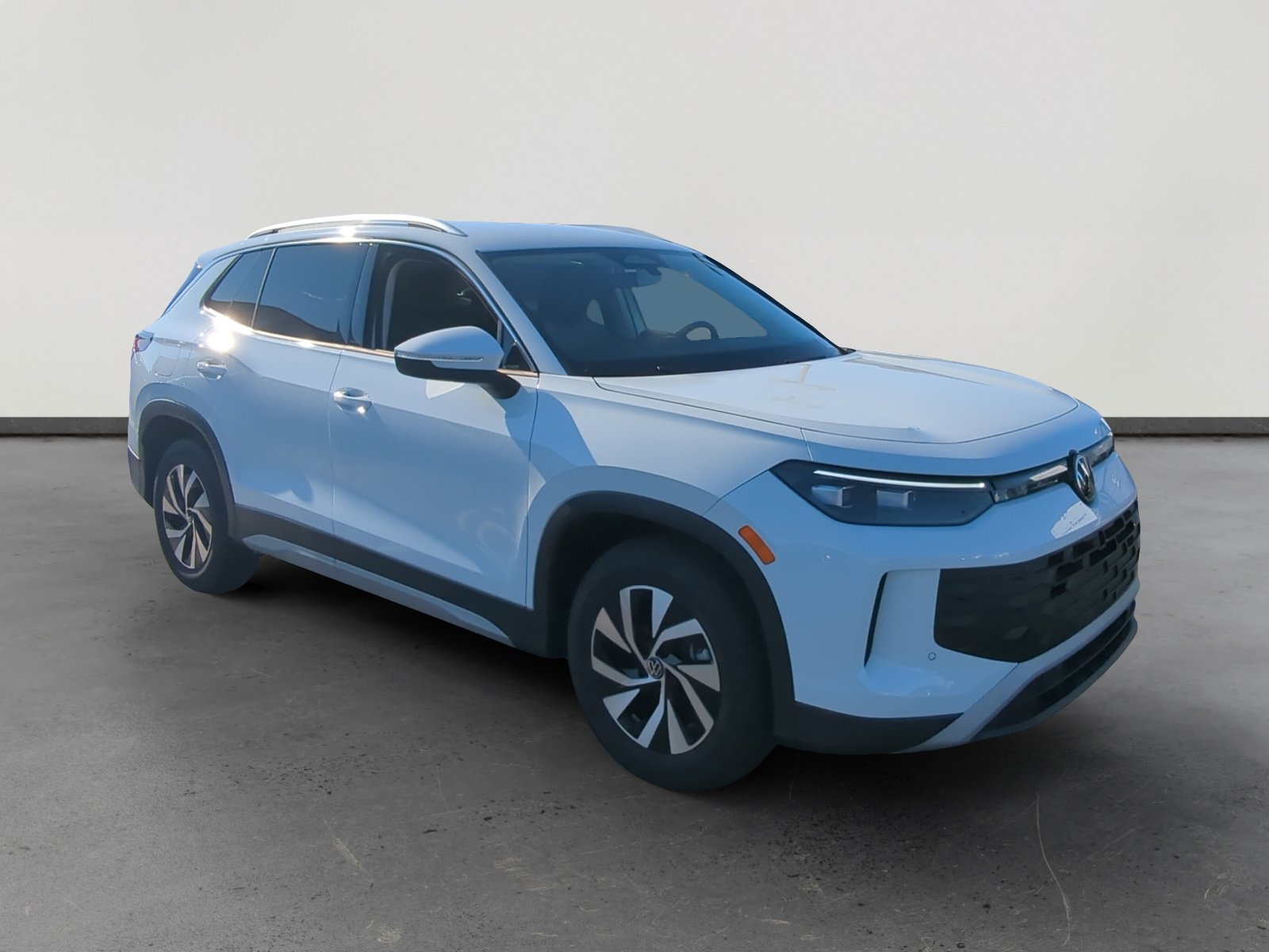 New 2025 Volkswagen Tiguan S image 7