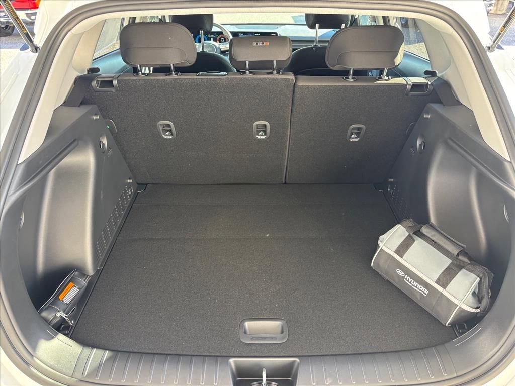 New 2026 Hyundai Kona SEL Sport FWD image 3