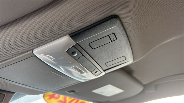 Used 2024 Nissan Rogue SV image 21