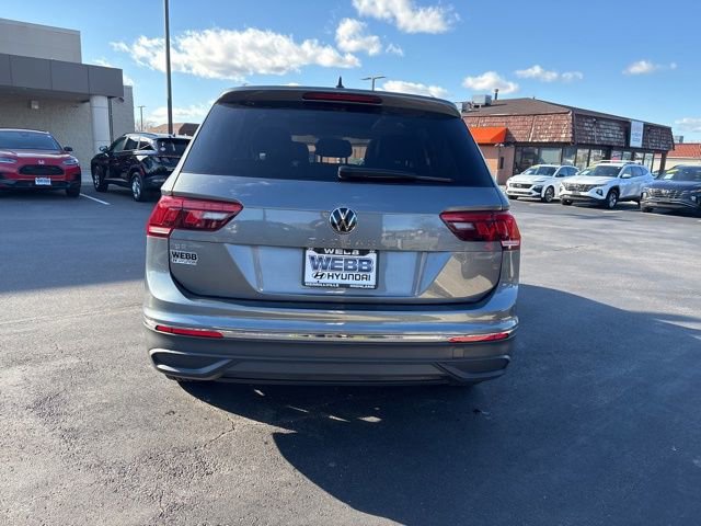 Used 2024 Volkswagen Tiguan SE image 5