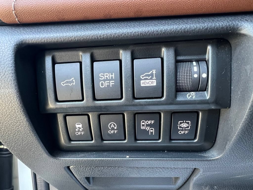Used 2023 Subaru Forester Touring w/ Popular Package #2 AWD/4WD image 39