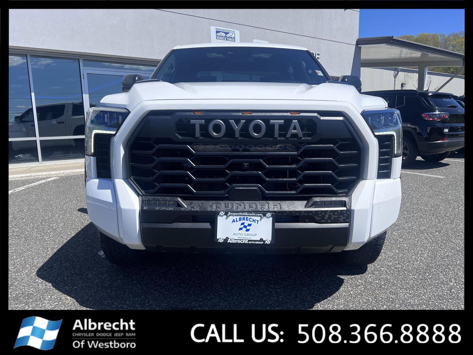 Used 2025 Toyota Tundra TRD Pro AWD/4WD image 8